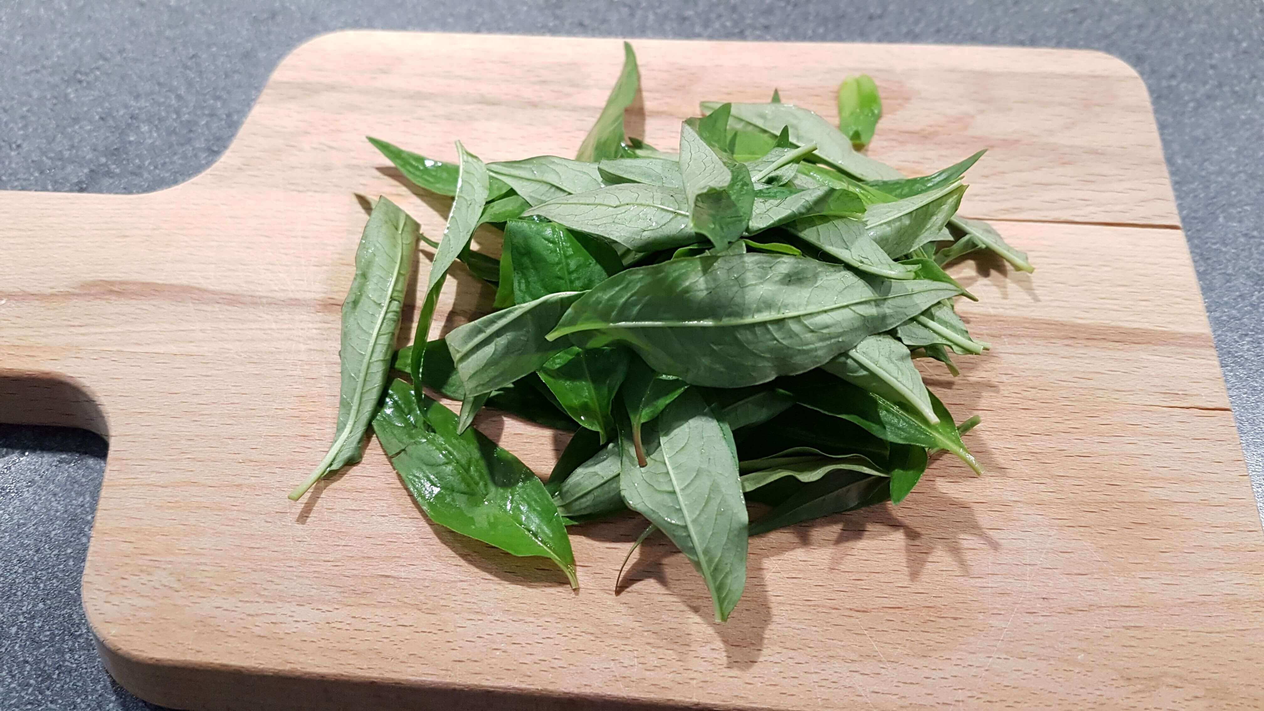 Bladene fra vietnamesisk pileurt.