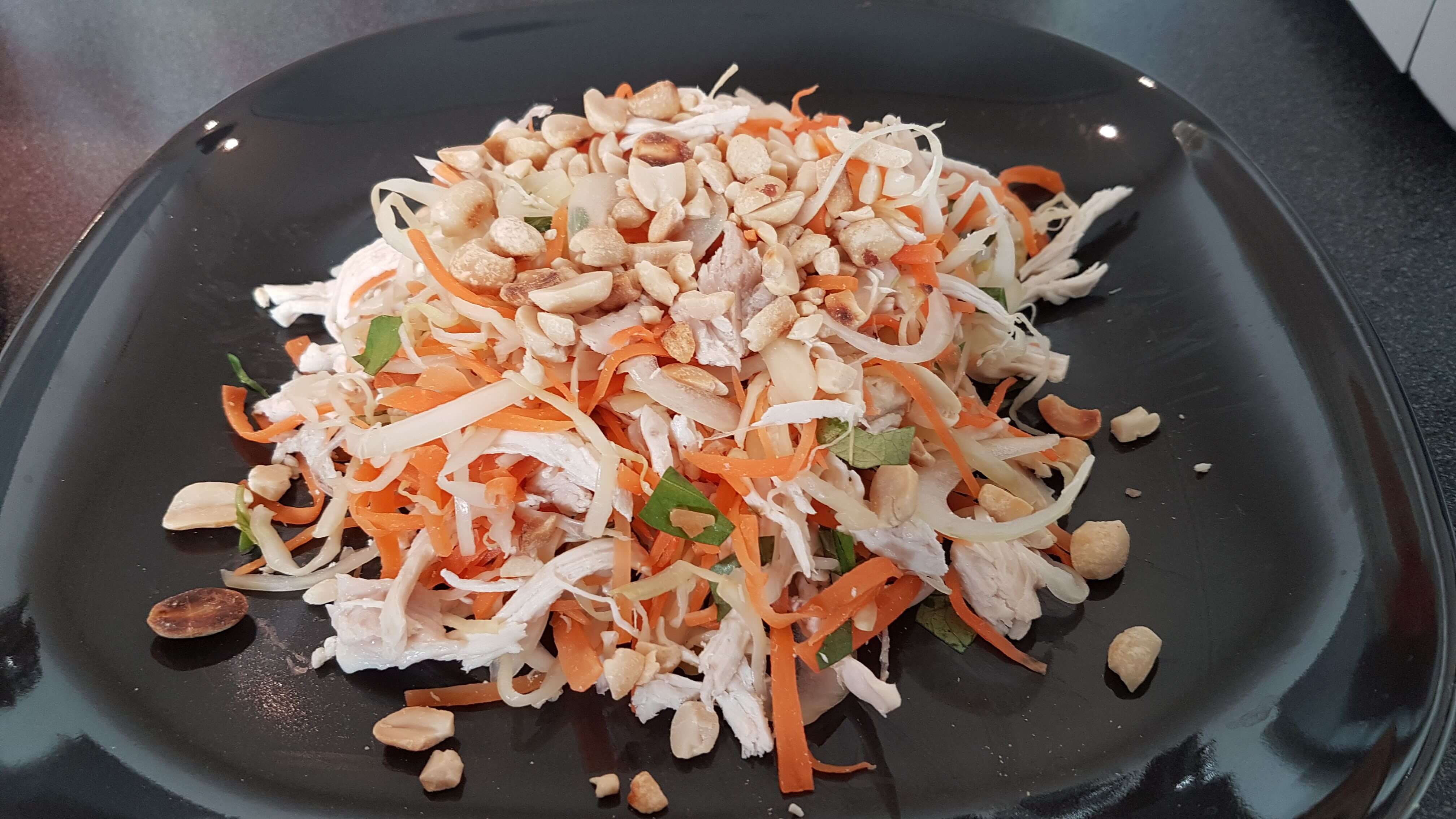 Salaten kan også serveres uden tomater. 